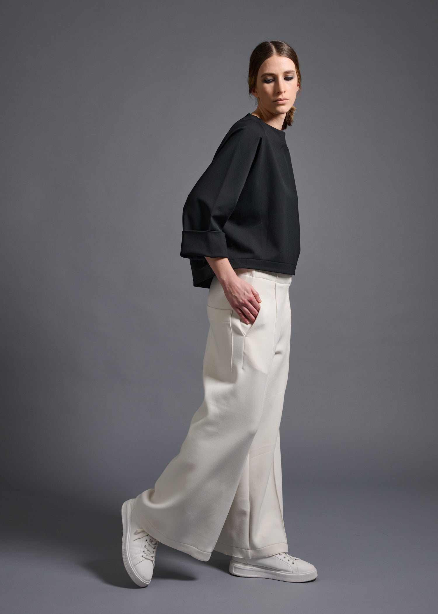 11 MELODY RAGLAN TOP / DOUBLE FACE SUITING - C13