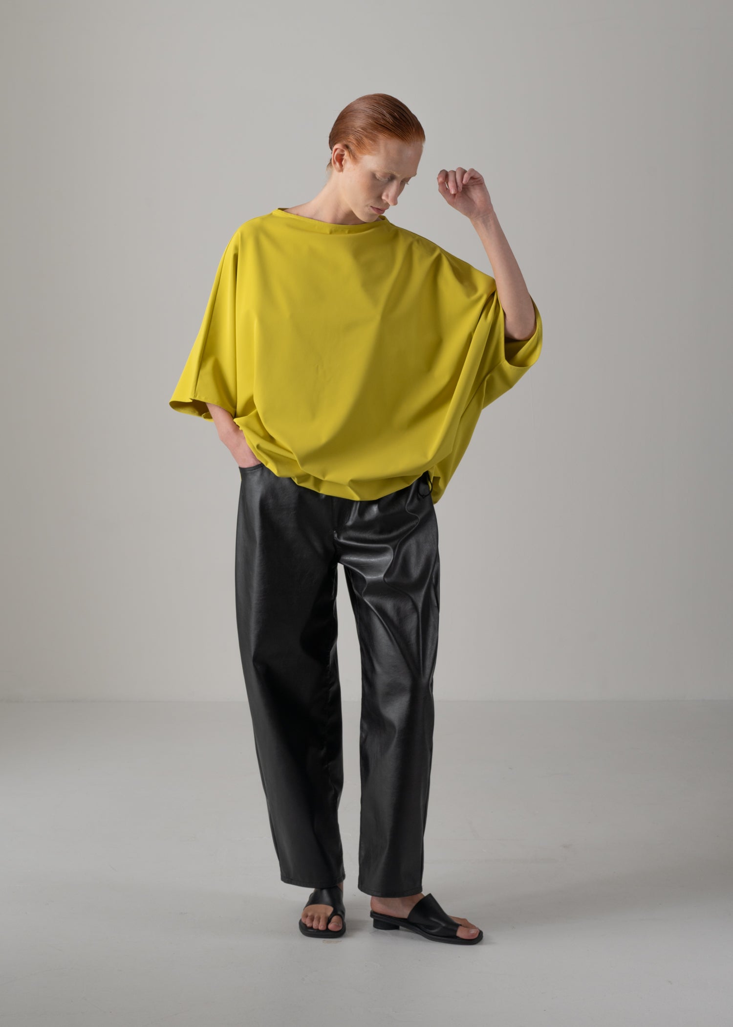 11 NIKITA HEXAGON TOP / OPAQUE TWILL - C14