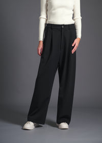 Baggy trousers with double tucks, black, cogthebigsmoke, one size fits all, sustainable fashion, less is more, made in Japan, quiet luxury, minimalist