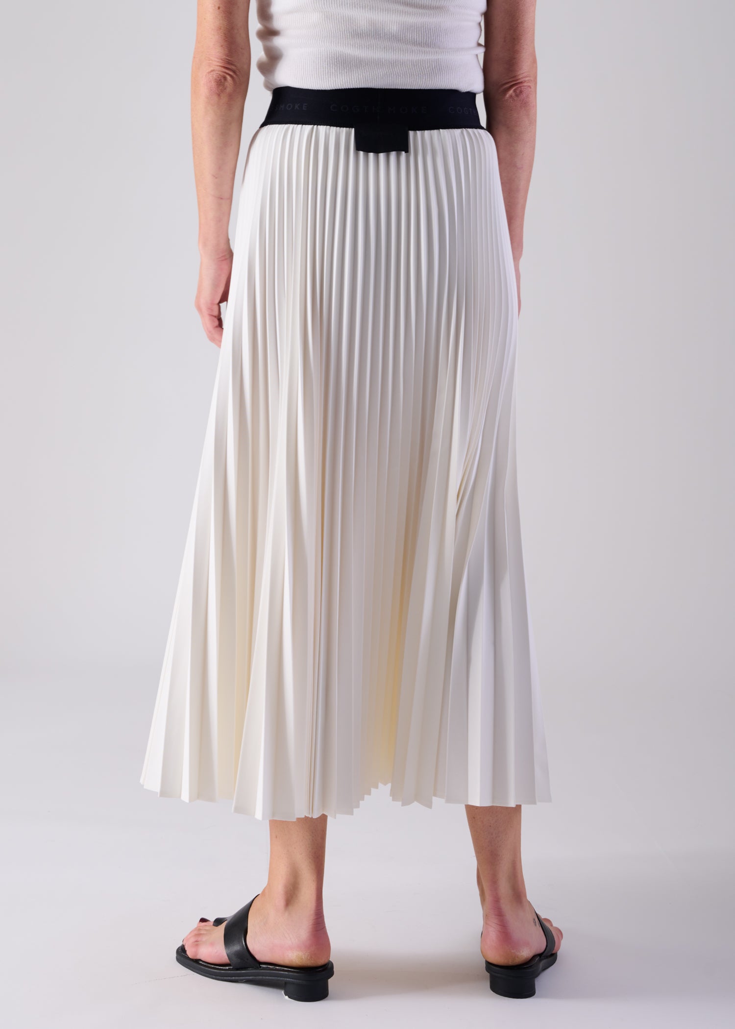 13 NESSA ACCORDION PLEATED SKIRT / OPAQUE TWILL - C14