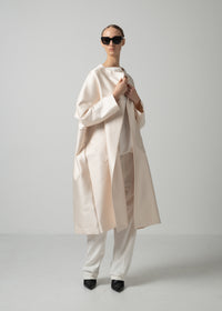 01 OAKLYNN COLLARLESS COAT / DUCHESS SATIN STRETCH - C15