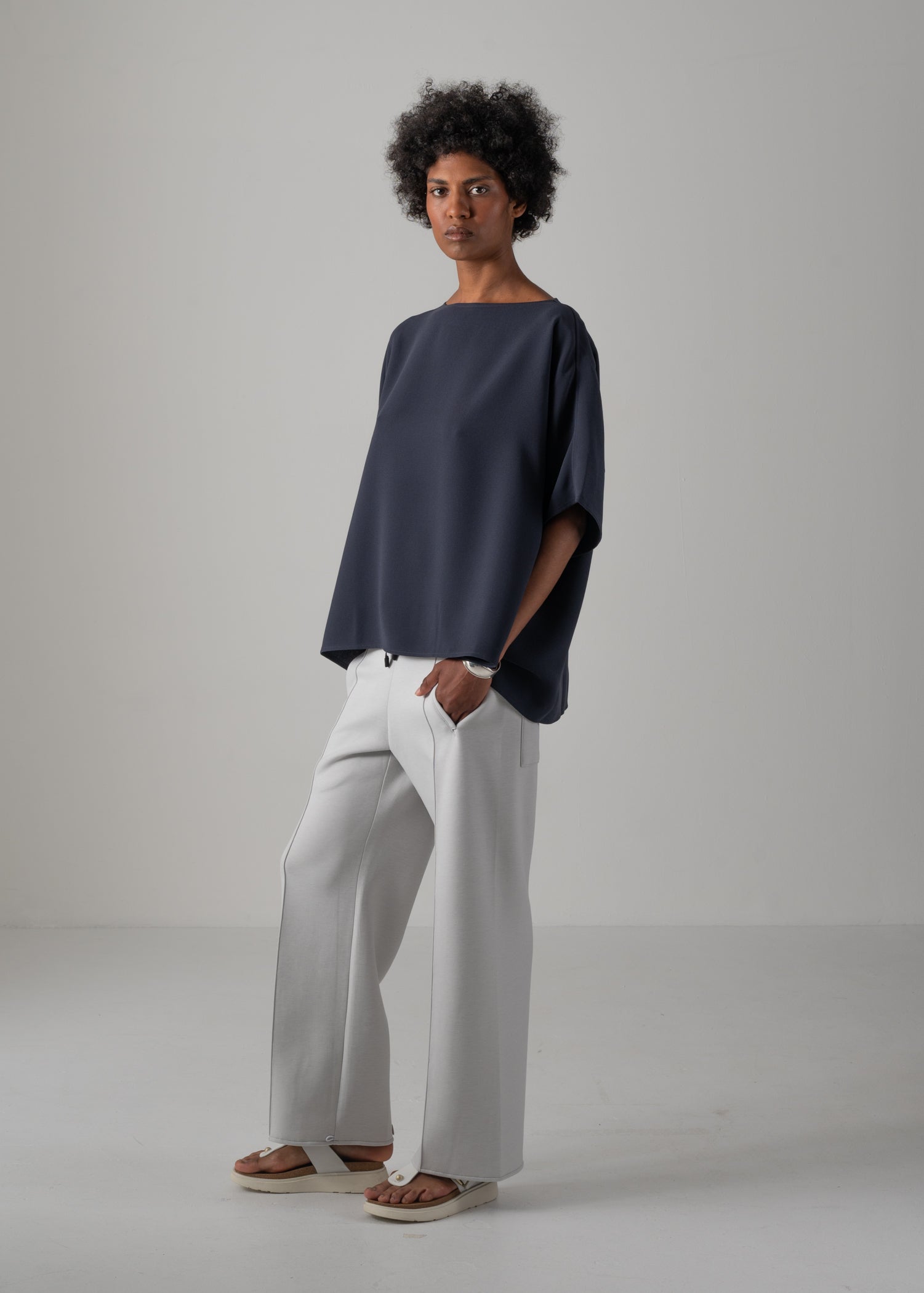 20 GALAXY SEMI WIDE TROUSERS / COCOON JERSEY - C14