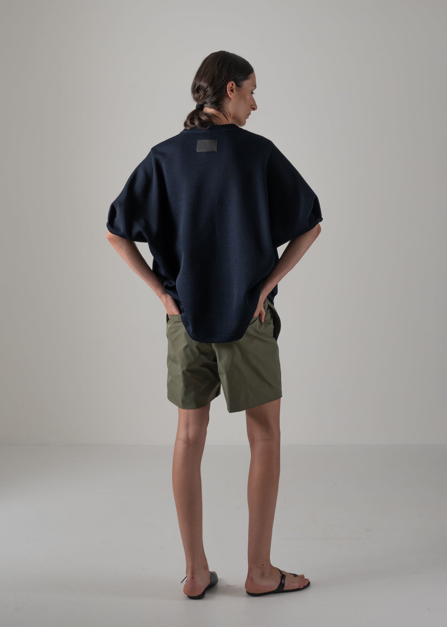 24 HELLEN PENTAGON TOP / HI-LO GAUGE KNIT-LIKE JERSEY - C14