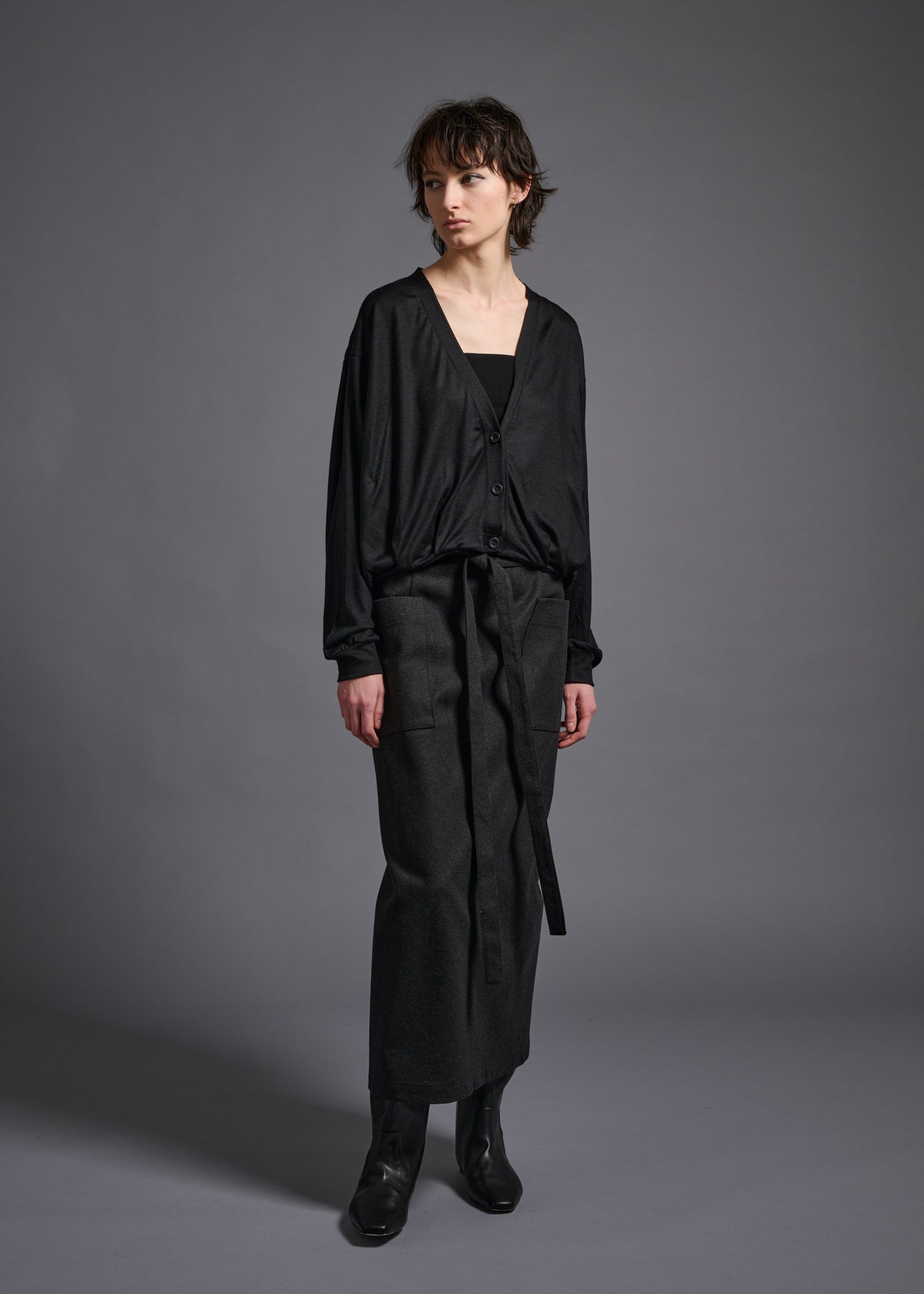 long wrap skirt, charcoal, cogthebigsmoke, one size fits all, sustainable fashion, less is more, made in Japan, quiet luxury, minimalist