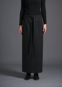  long wrap skirt, charcoal, cogthebigsmoke, one size fits all, sustainable fashion, less is more, made in Japan, quiet luxury, minimalist