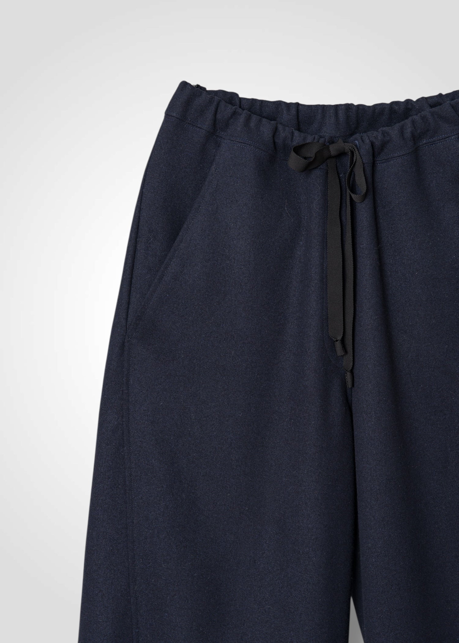 25 MERCY BARREL TROUSERS / SOFT FLANNEL JERSEY - C13