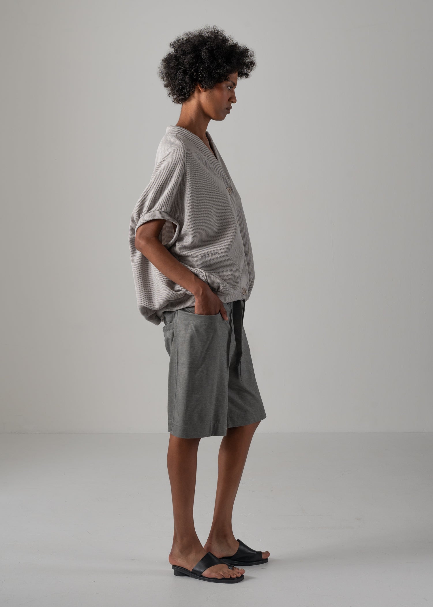 25 NEELA PUFF SLEEVE CARDIGAN / HI-LO GAUGE KNIT-LIKE JERSEY - C14
