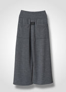27 LAUREL PALAZZO TROUSERS / NZ MERINO BRUSHED-BACK JERSEY - C13