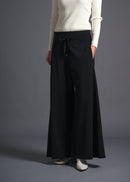 A-line silhouette, Wide leg trousers, black, cogthebigsmoke, one size fits all, sustainable fashion, less is more, made in Japan, quiet luxury, minimalist