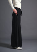 A-line silhouette, Wide leg trousers, black, cogthebigsmoke, one size fits all, sustainable fashion, less is more, made in Japan, quiet luxury, minimalist