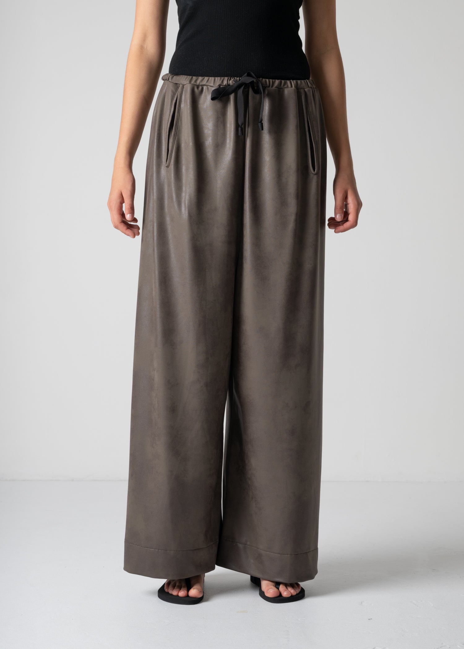 super loose trousers, dark brown, vegan leather, cogthebigsmoke, one size fits all, sustainable fashion, less is more, made in Japan, quiet luxury, minimalist