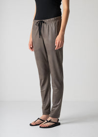 leggings, dk brown, vegan leather, cogthebigsmoke, one size fits all, sustainable fashion, less is more, made in Japan, quiet luxury, minimalist