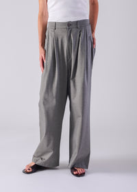29 LUCY BAGGY TROUSERS / MOCRODY JERSEY - C14