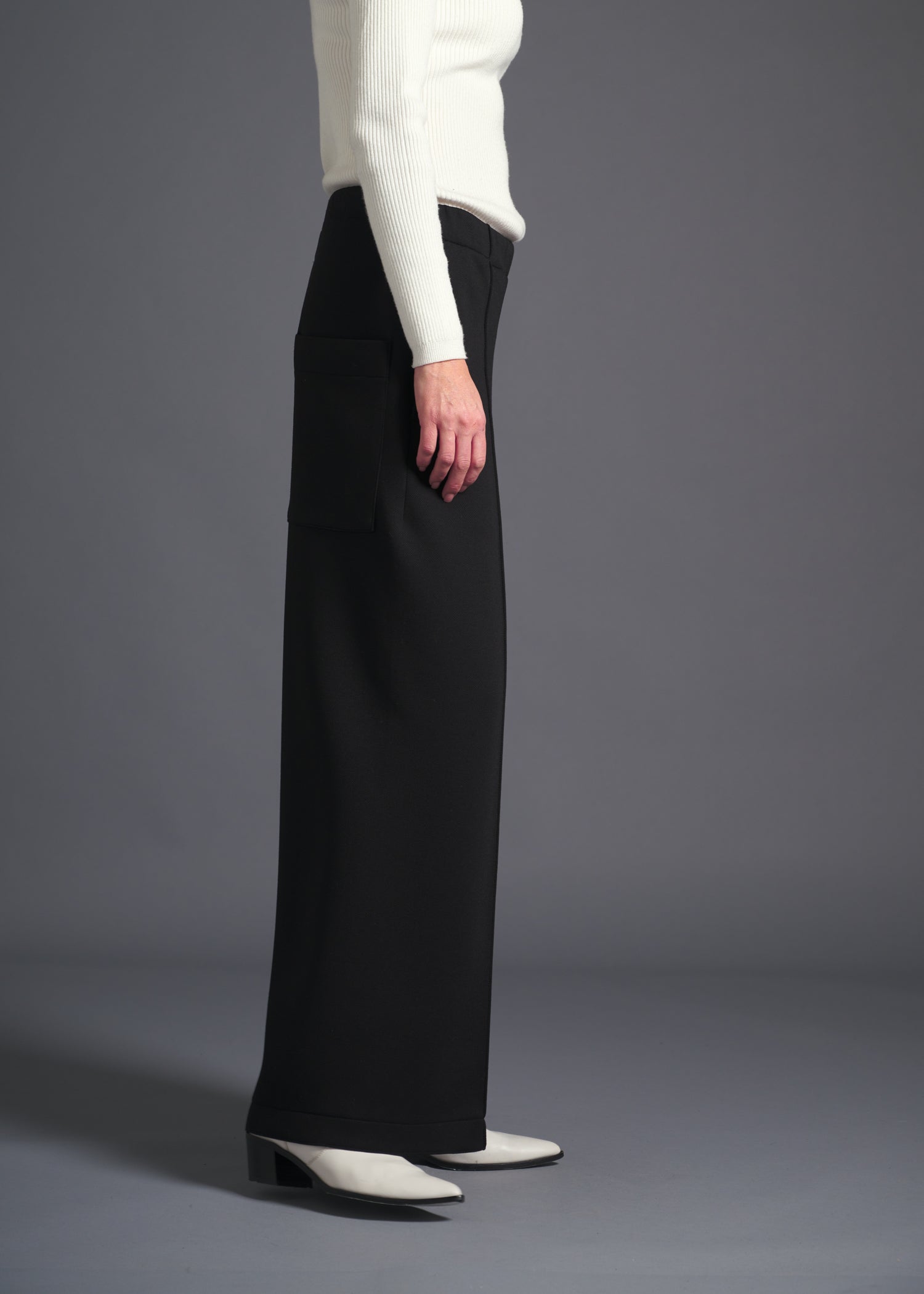 Wide-leg trousers, black, cogthebigsmoke, one size fits all, sustainable fashion, less is more, made in Japan, quiet luxury, minimalist