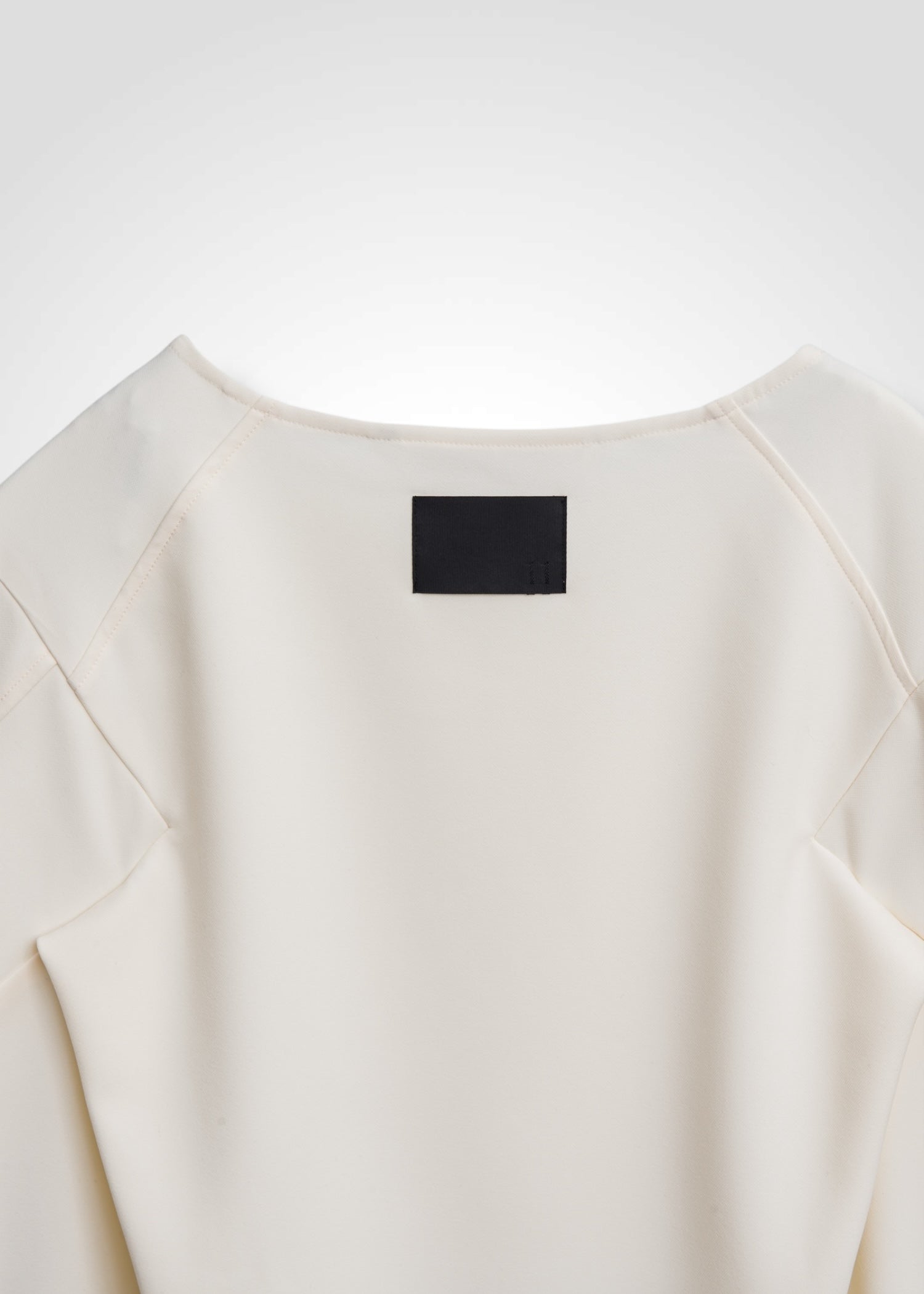 33 KATE CREW NECK TOP / DRY TOUCH GC - C13