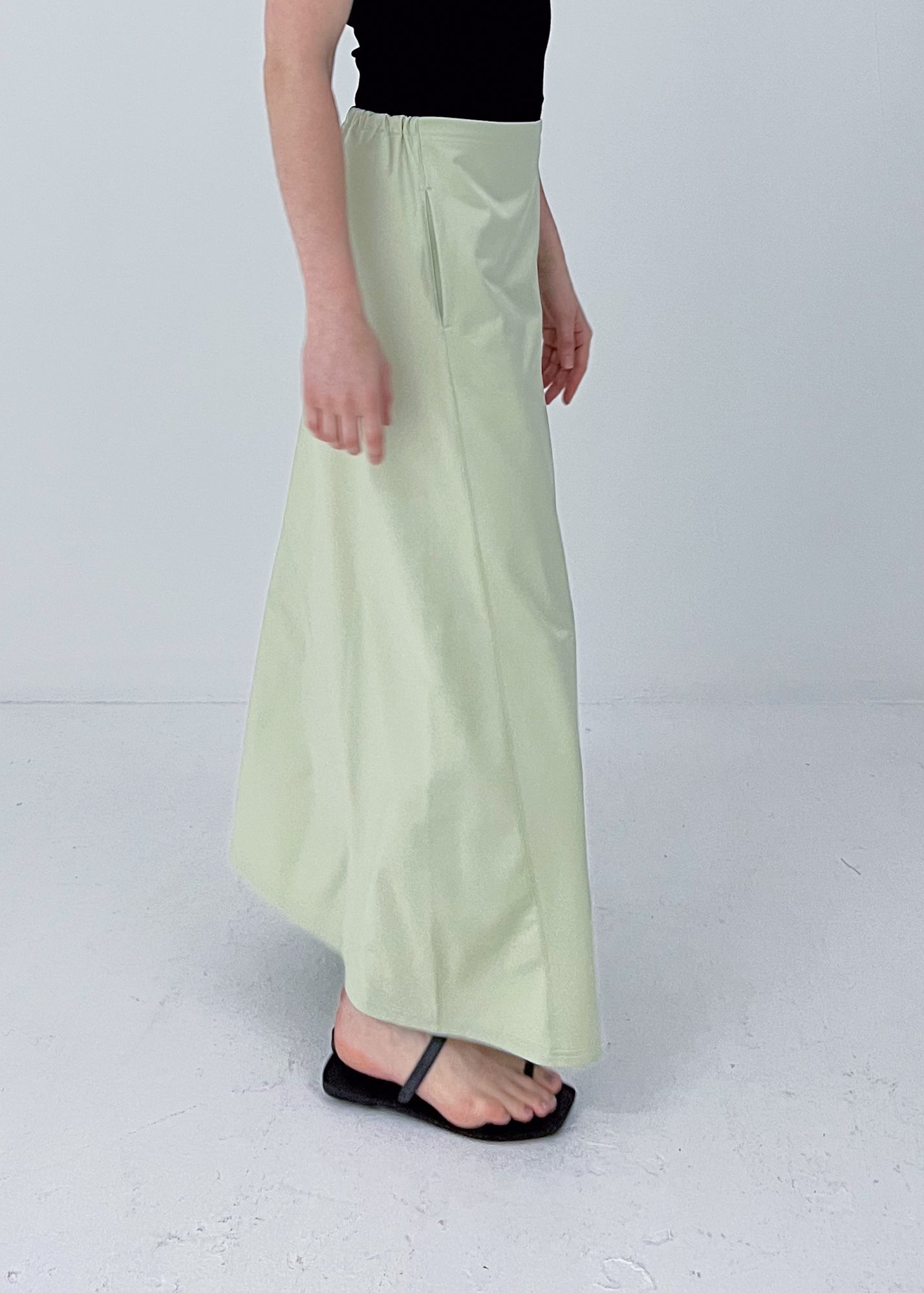 36 JENIFFER FLAIR SKIRT / SILKY SATIN JERSEY - C10