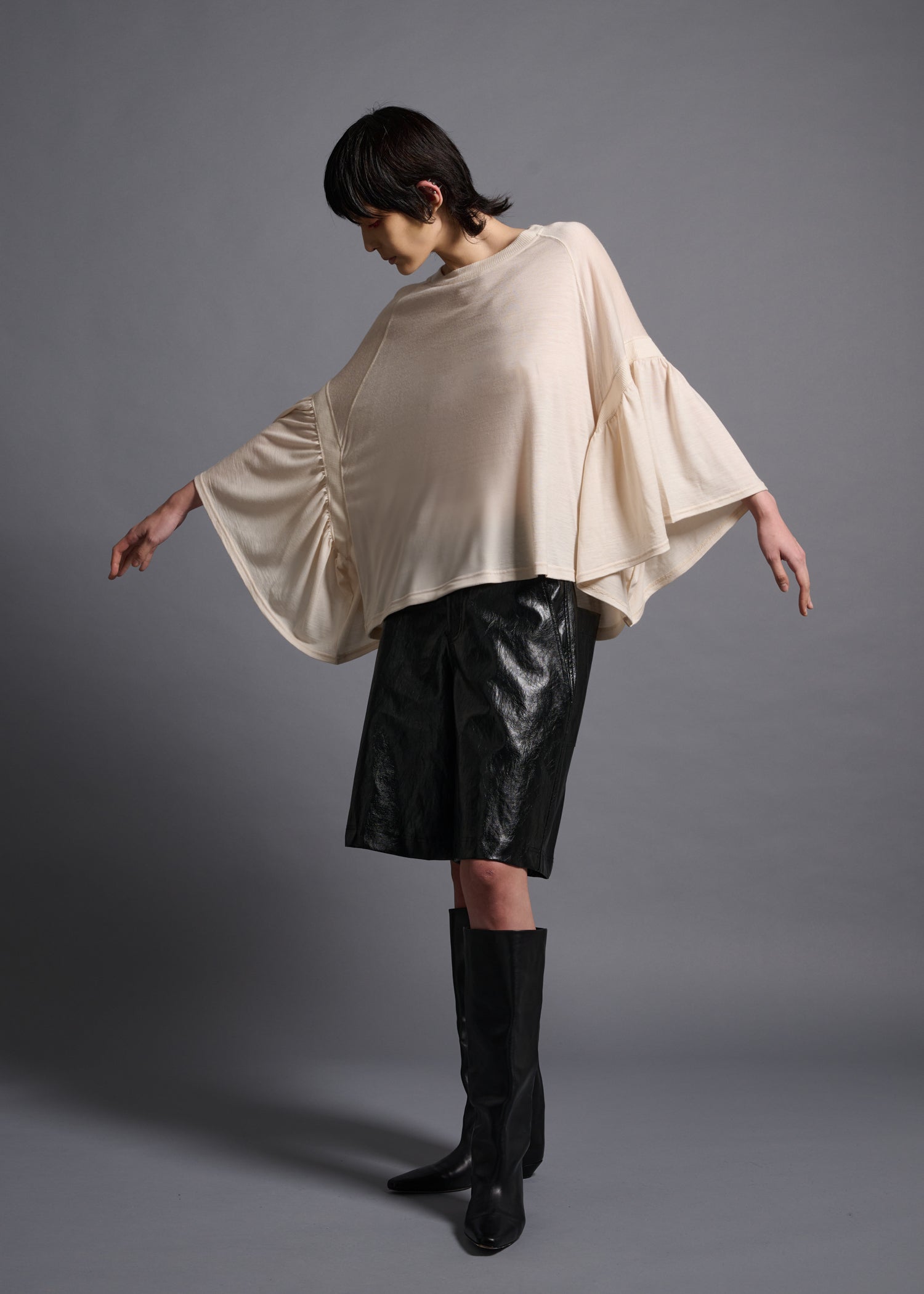 39 LAURA GATHERED SLV TOP / HIGH GAUGE PURE WOOL JERSEY - C13