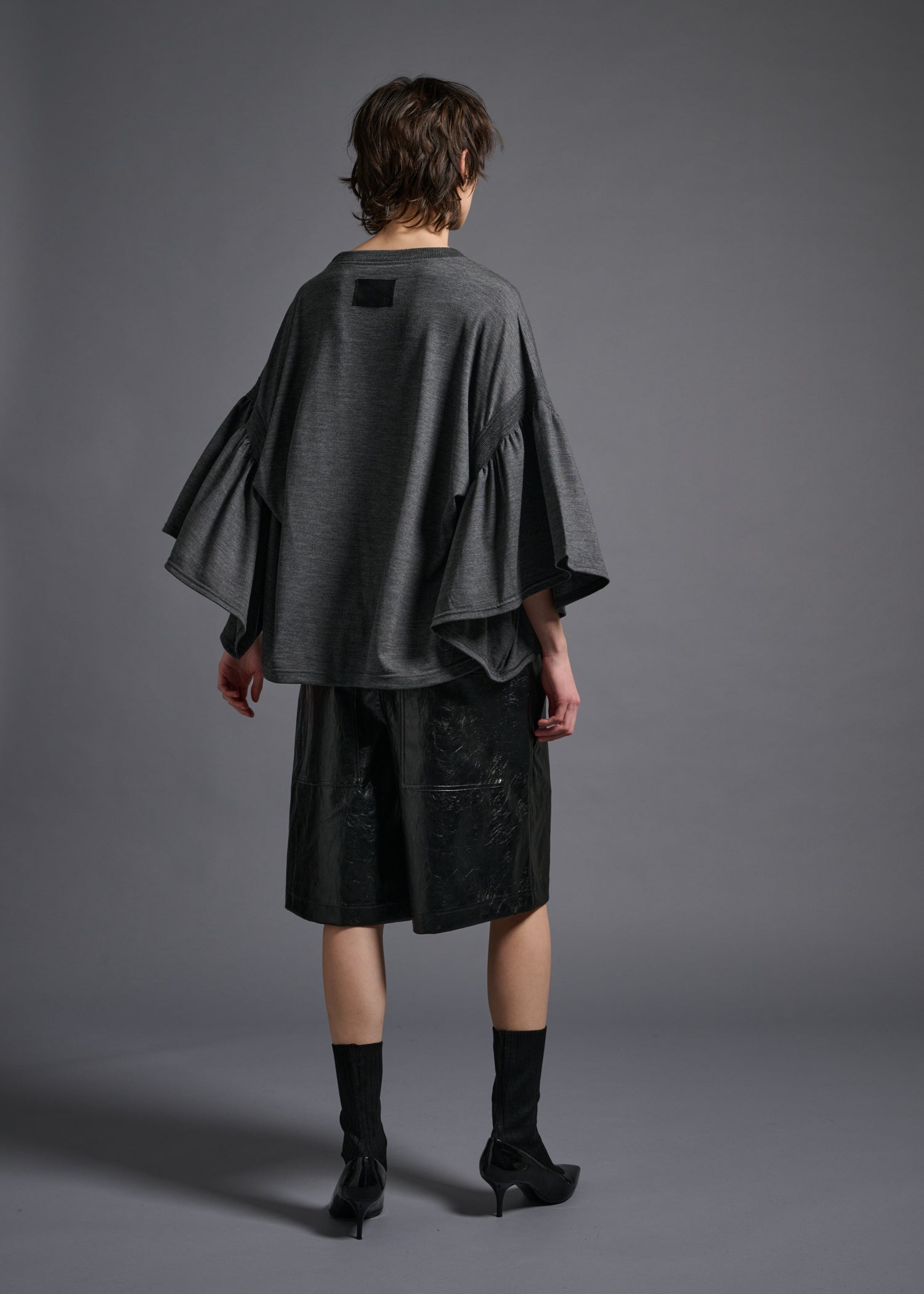 39 LAURA GATHERED SLV TOP / HIGH GAUGE PURE WOOL JERSEY - C13