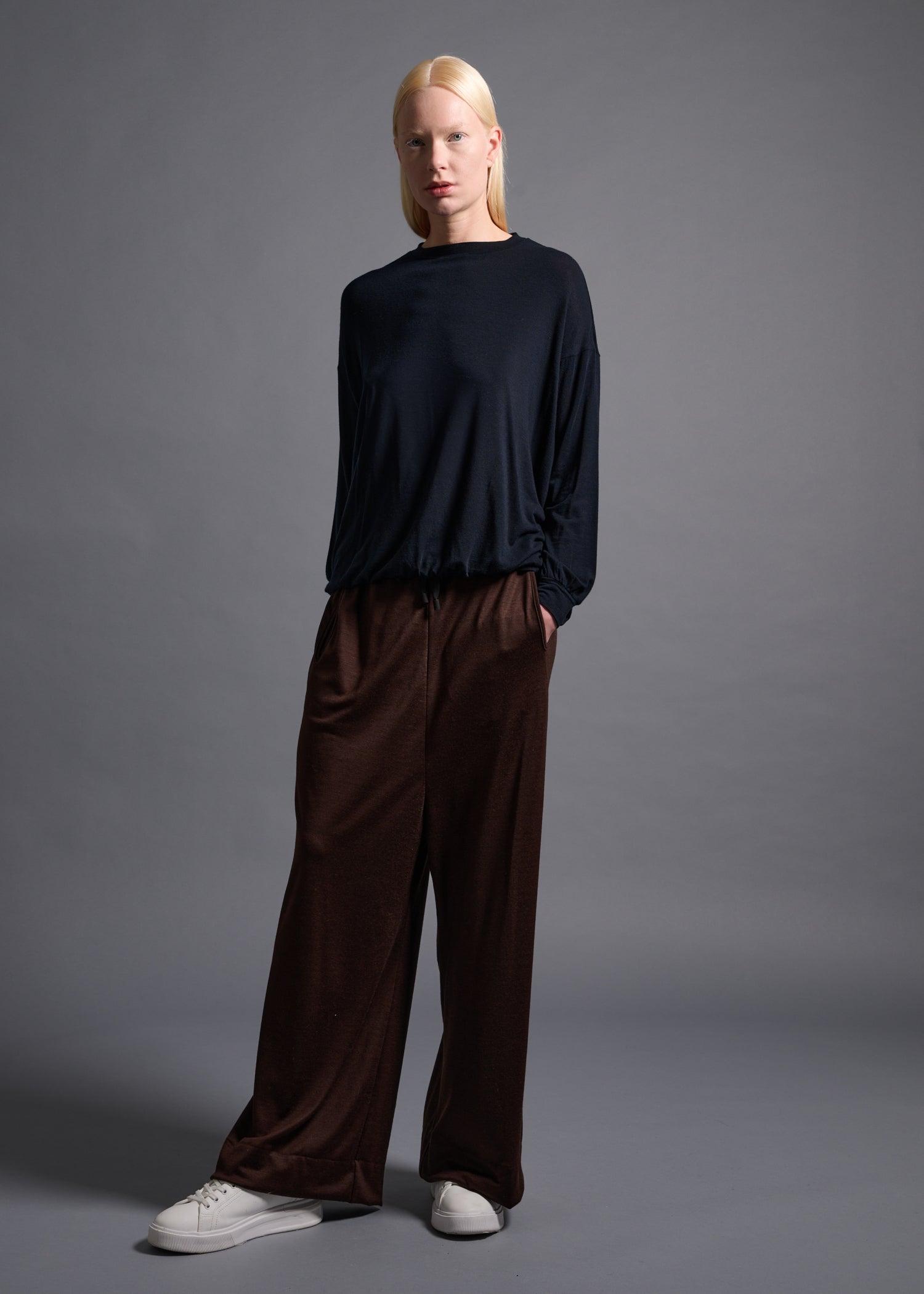 narrow sleeve crew neck top, navy, cogthebigsmoke, one size fits all, sustainable fashion, less is more, made in Japan, quiet luxury, minimalist