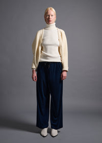 Long-sleeved bolero, milk, cogthebigsmoke, one size fits all, sustainable fashion, less is more, made in Japan, quiet luxury, minimalist