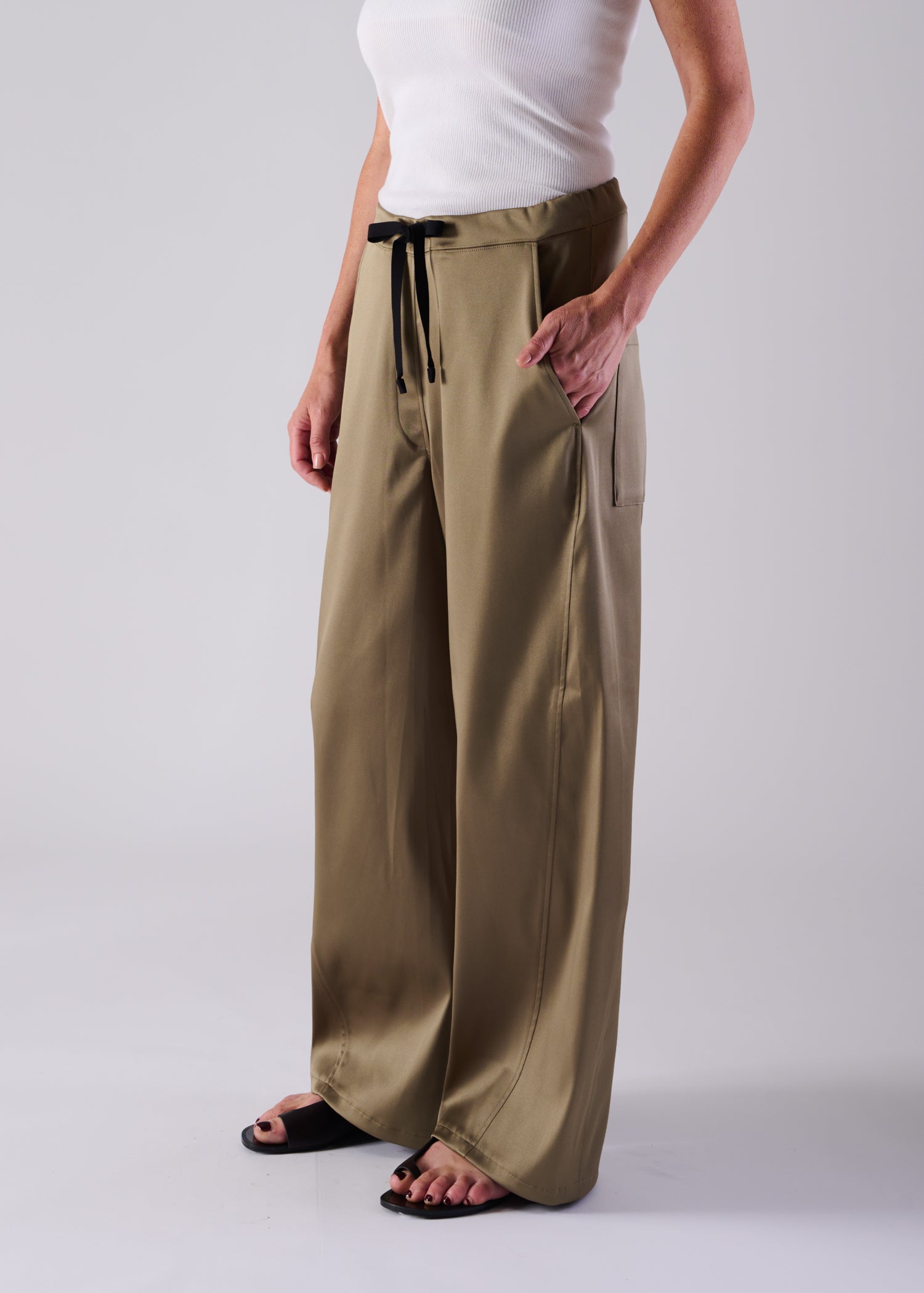 47 MERCY BARREL TROUSERS / DUCHESS SATIN STRETCH - C14