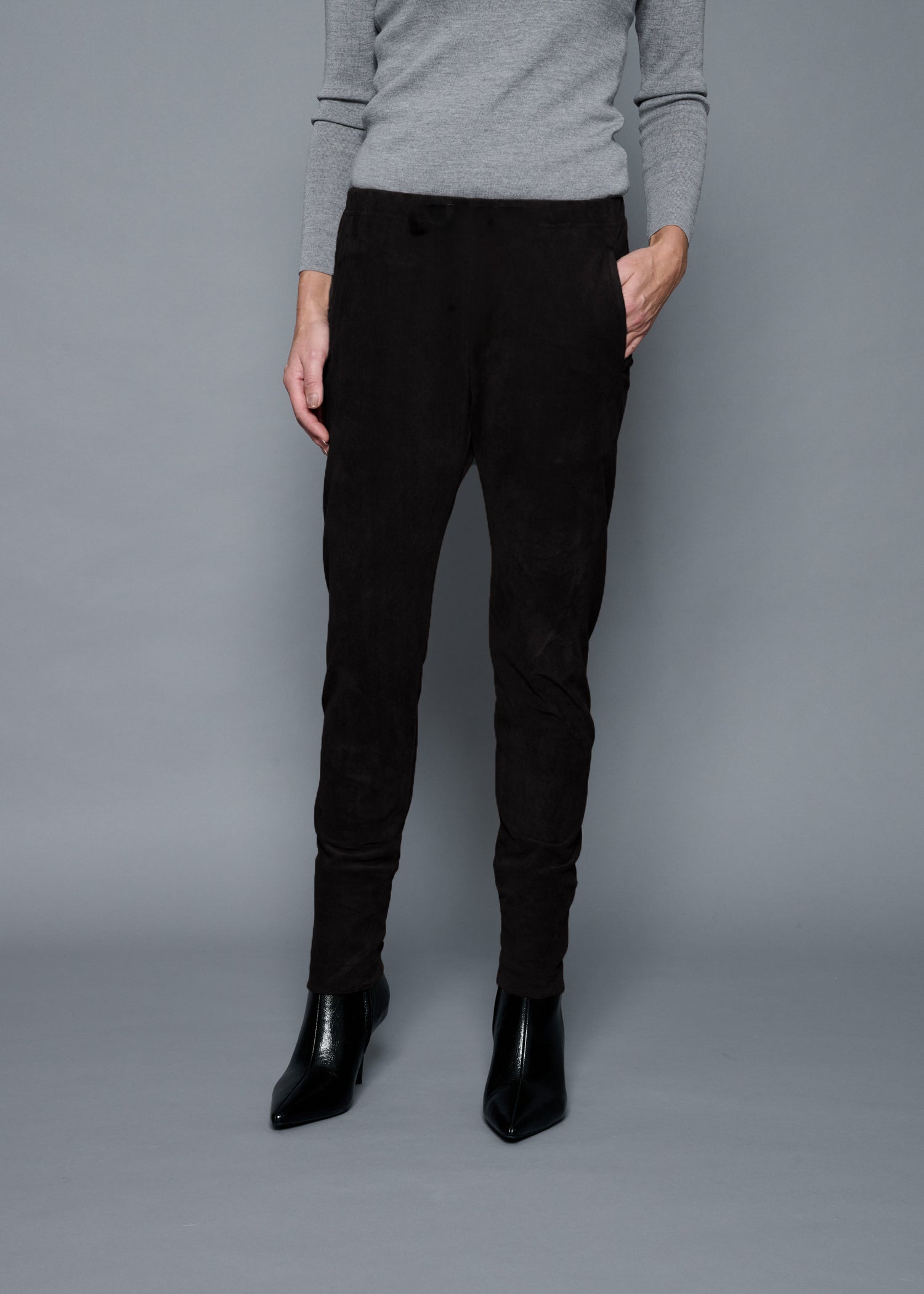 1 / 99BLACK