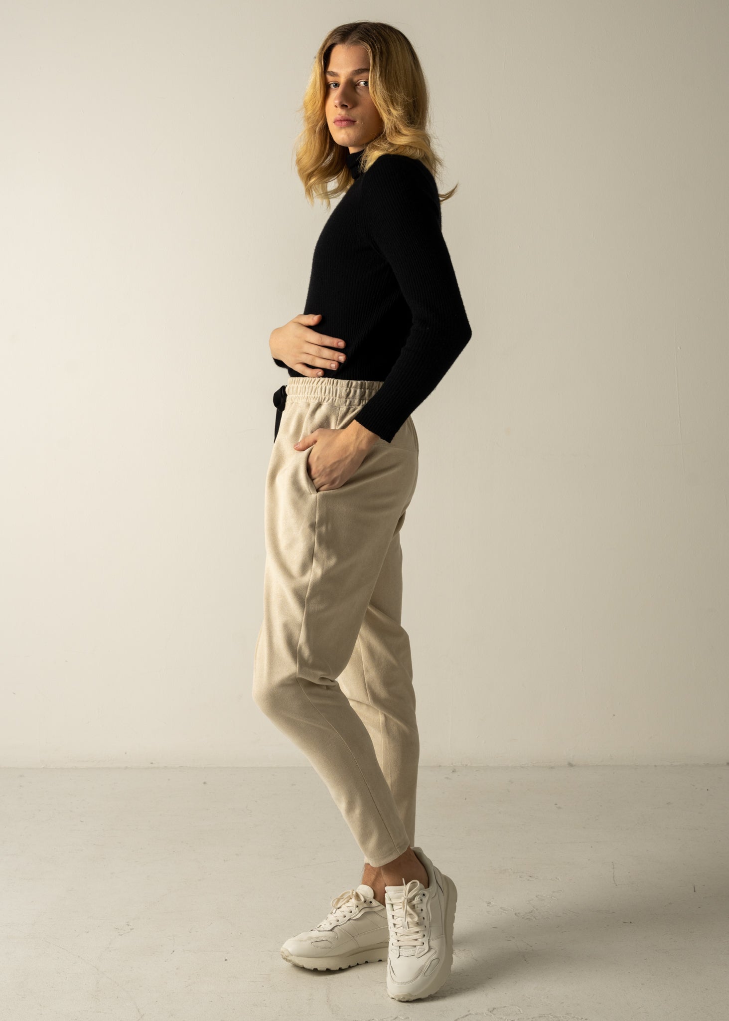 ALEXA TROUSERS / ECO STRETCH CORDUROY - C9