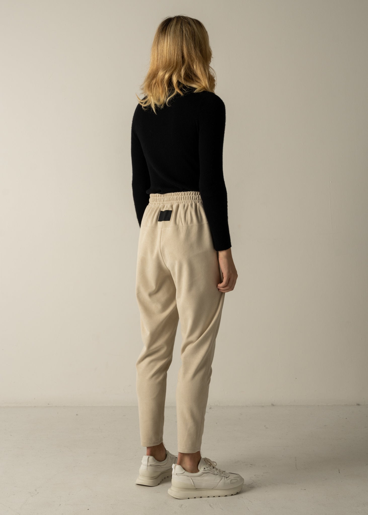 ALEXA TROUSERS / ECO STRETCH CORDUROY - C9