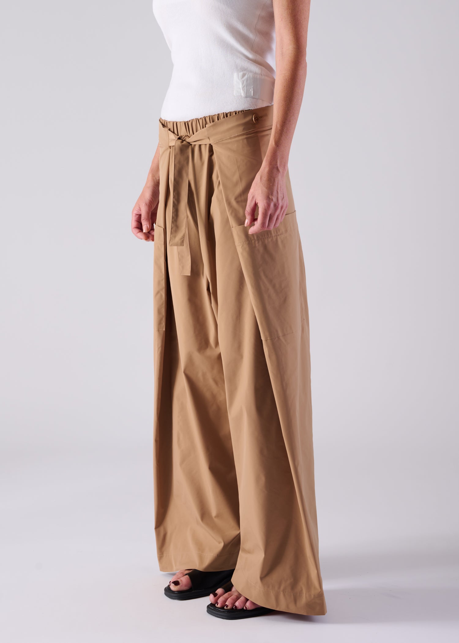 52 KARA WRAP TROUSERS / HIGH-COUNT PL STRETCH - C14