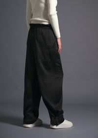 Wide leg cargo trousers, black, cogthebigsmoke, one size fits all, sustainable fashion, less is more, made in Japan, quiet luxury, minimalist