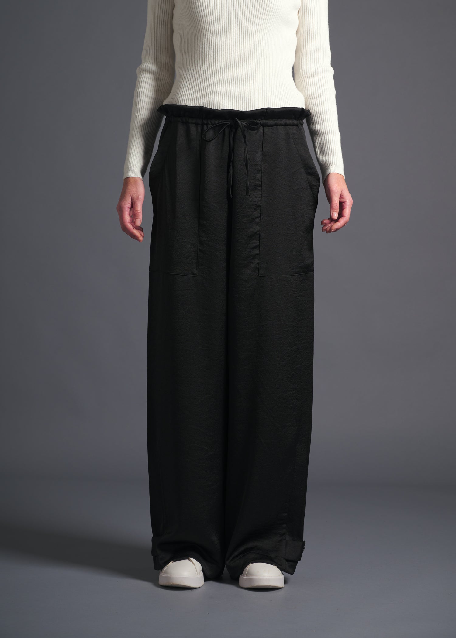 Wide leg cargo trousers, black, cogthebigsmoke, one size fits all, sustainable fashion, less is more, made in Japan, quiet luxury, minimalist