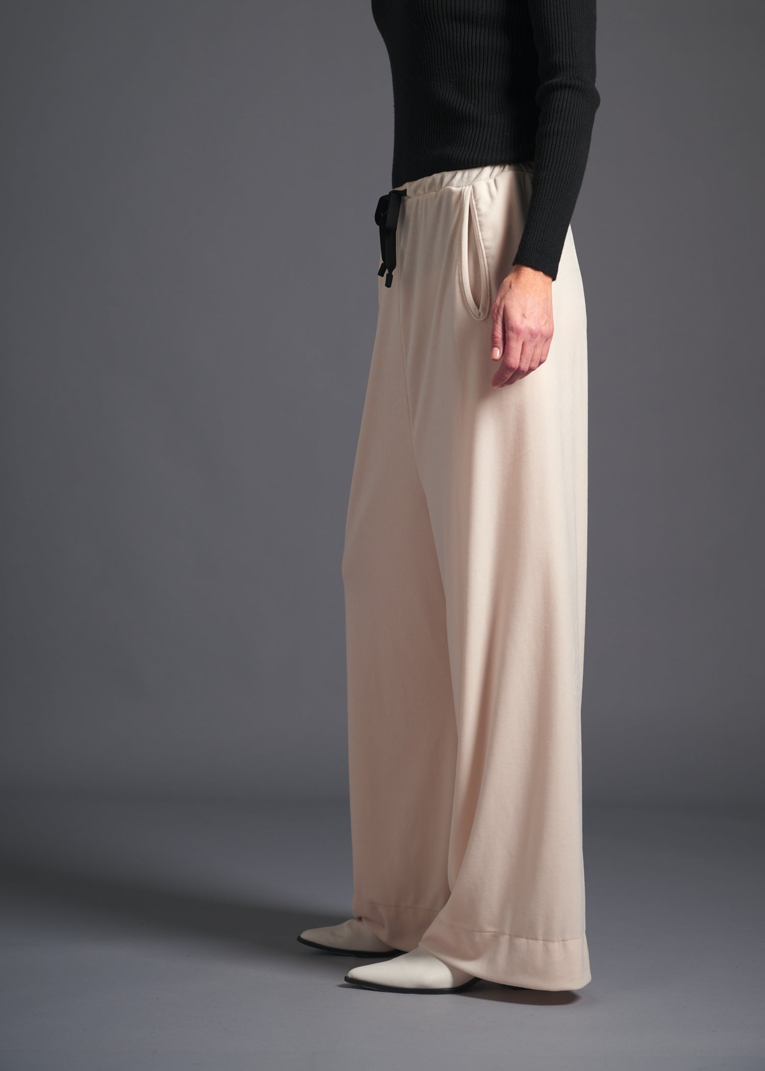 Super loose trousers, vanilla, cogthebigsmoke, one size fits all, sustainable fashion, less is more, made in Japan, quiet luxury, minimalist