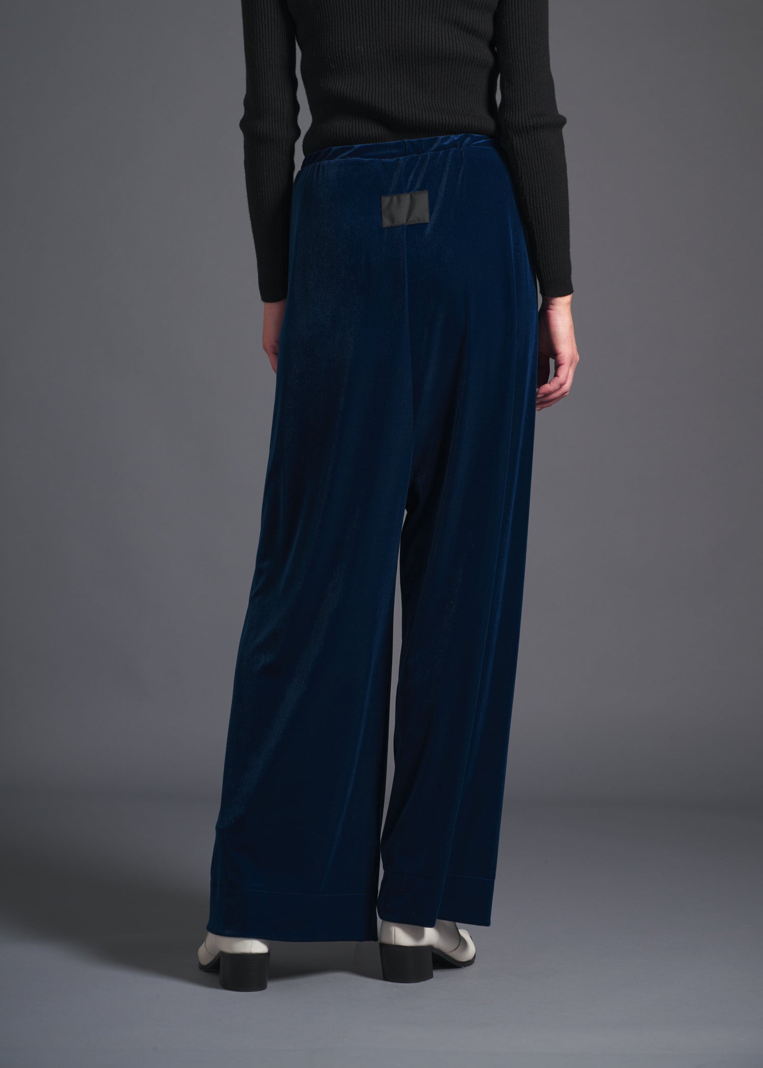 Super loose trousers, teal blue, cogthebigsmoke, one size fits all, sustainable fashion, less is more, made in Japan, quiet luxury, minimalist