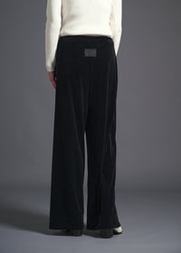 Super loose trousers, black, cogthebigsmoke, one size fits all, sustainable fashion, less is more, made in Japan, quiet luxury, minimalist