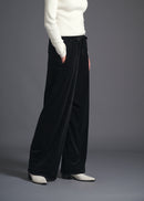 Super loose trousers, black, cogthebigsmoke, one size fits all, sustainable fashion, less is more, made in Japan, quiet luxury, minimalist