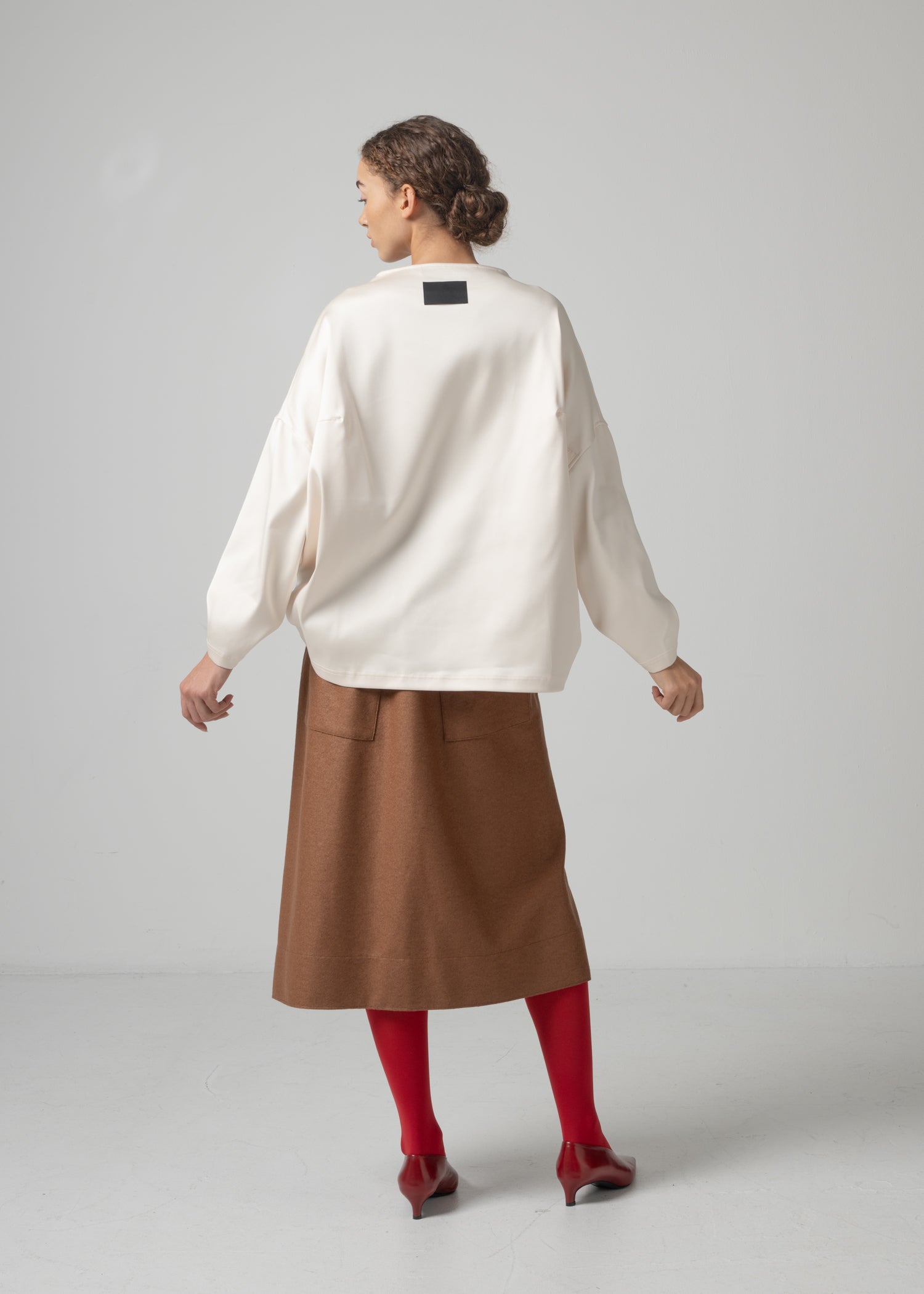 05 OPHELIA BOAT NECK TOP / DUCHESS SATIN STRETCH - C15