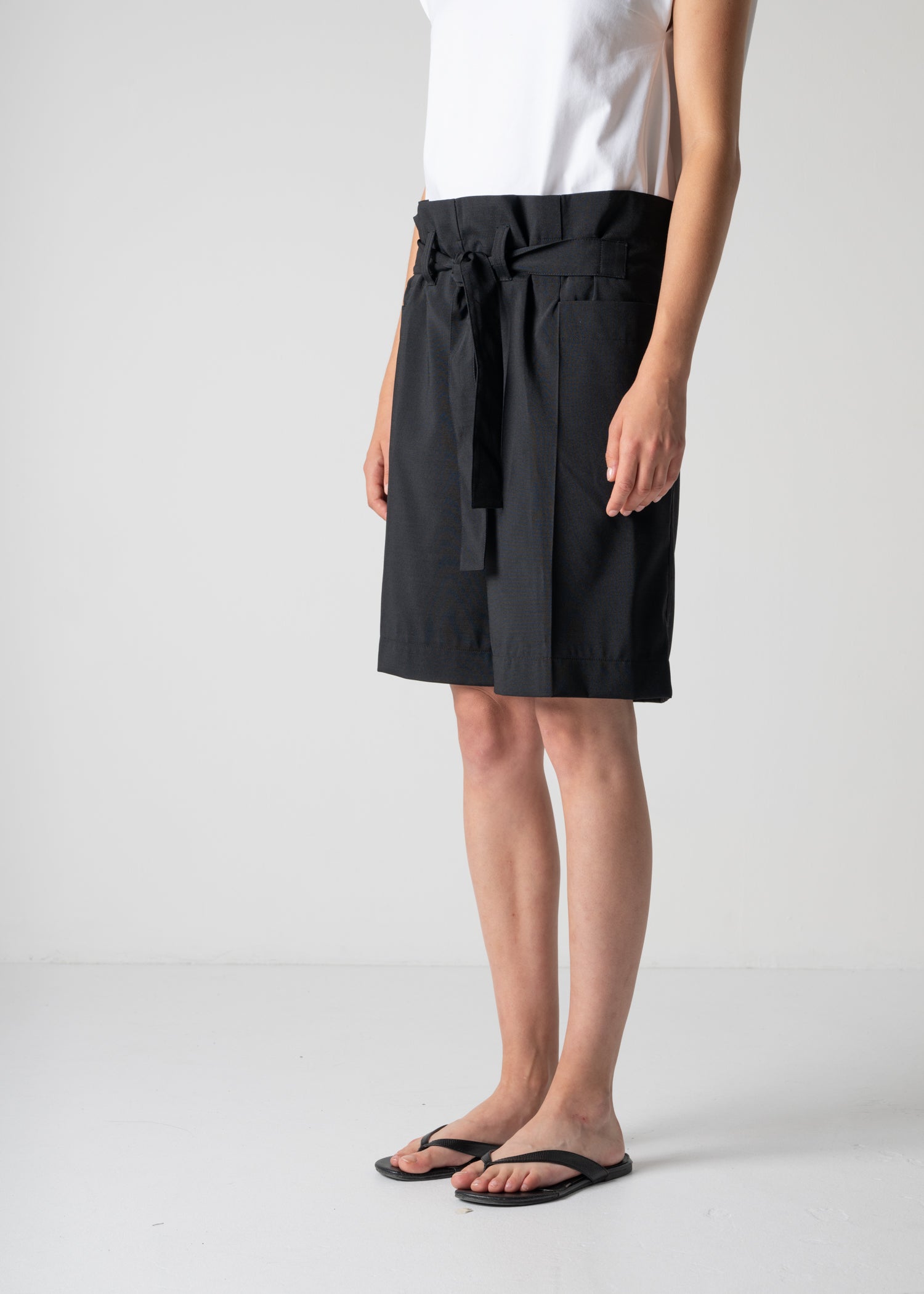 shorts with a centre crease, black, cogthebigsmoke, one size fits all, sustainable fashion, less is more, made in Japan, quiet luxury, minimalist