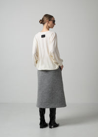 ORI V NECK TOP / MILLED WASHABLE JERSEY_MILK / Made in Japan | COGTHEBIGSMOKE