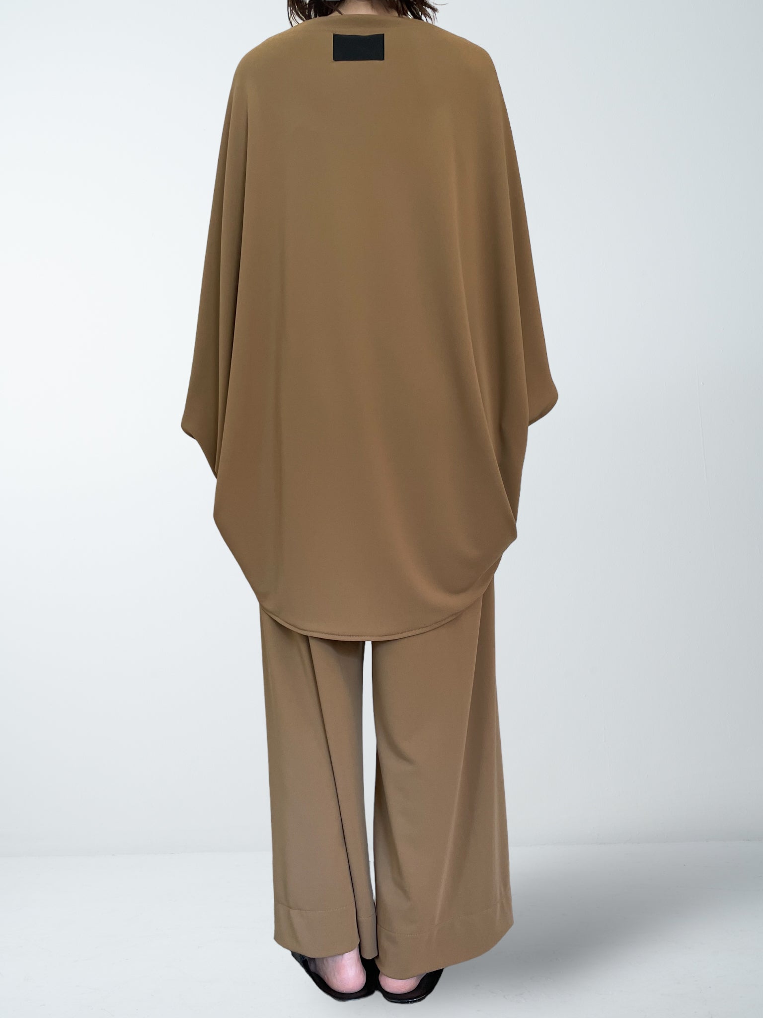 BELLE TOP / MAT STRECH PONCH - ONLINE STORE EXCLUSIVE